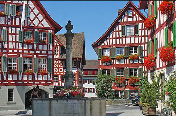 Bülach Zentrum und Rathaus